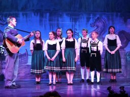 THESOUNDOFMUSICDRESSREHEARSALPANASONICGF1105